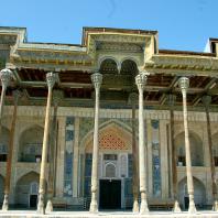 Мечеть Боло-хауз, 1712 г. Бухара, Узбекистан. Фото: Dan