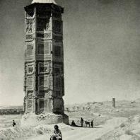 Башня Масуда III в. Газни, Афганистан. 1089—1115 гг. Фото 1931 г.