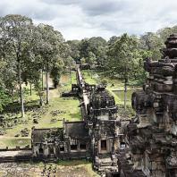 Ангкор. Пхимеанакас, X в. Фото: Richard Lamprecht