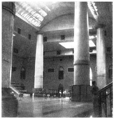Бирма. Рангун. Комплекс «Пагода Мира во всем мире», 1956 г. Интерьер зала заседаний