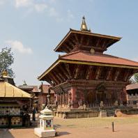 Непал, Бхактапур. Храм Нарайяна VII в. Реставрирован