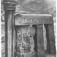 5. Бхархут. Часть восточного торана ступа (середина II в. до н. э.) Калькуттский музей