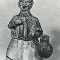 Канделябр в виде фигуры португальца. Керамика орибэ. Начало XVII в. Коллекция Сэтцу, Токио