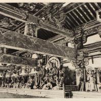 40. Интерьер Саммон (надвратного храма) Тофукудзи. Киото. XII в.