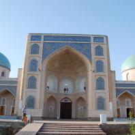 Медресе-и Мир (Медресе Норбут-бия, конец XVIII в.). Коканд, Узбекистан