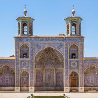 Мечеть Насир-аль-Мульк (Nasir al-Mulk), Шираз, Иран (1876 - 1888 гг.). Фото: Txaro Franco