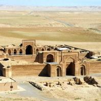 Караван-сарай Робате-Шараф в Хорасане, Иран, 1114—1115 г.