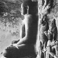 52. Статуя Будды. Пещера в Галвихаре в Полоннаруве. XII в.