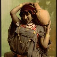 Бедуинская женщина, Тунис