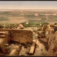 Гробницы и вид на Голетту, Карфаген, Тунис