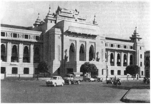 Бирма. Рангун. Муниципалитет, 1930—1937 гг. Арх. У Тин