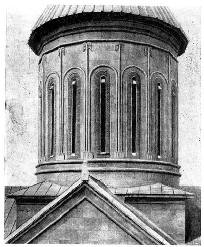 Тбилиси. Барабан купола Сионского собора (облицовка 1710 г.)