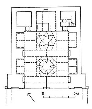 Исфахан. Мечеть-усыпальница айванного типа в Гарладане, 1315 г.