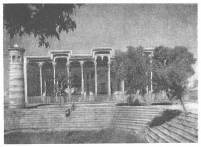 Бухара. Мечеть Боло-хауз, 1712 г. Общий вид