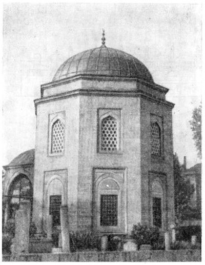  Стамбул. Мавзолей Хайр-ед-Дина Барбароссы, XVI в., архитектор Коджа Синан. Общий вид