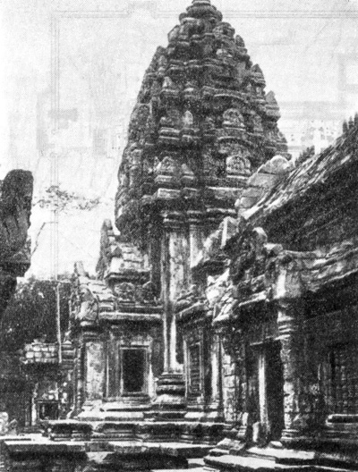 24. Ангкор Ват. Фрагменты скульптурного убранства